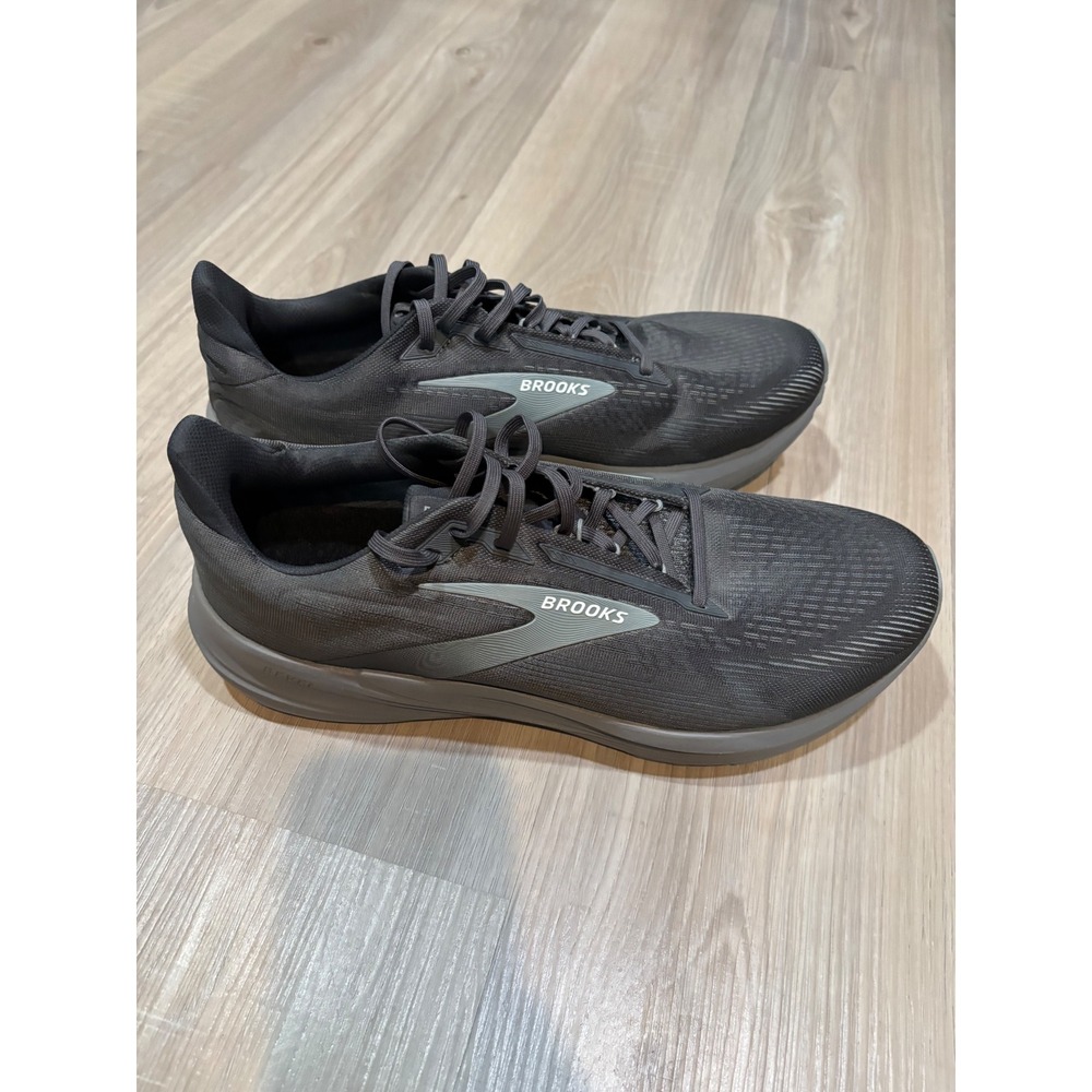 Brooks Revel 6 Mens Running Shoes Black Ebony Gray 1104681D014 Size 14